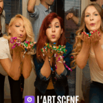 Jeux d’ambiance anniversaire pour adultes et familles avec quiz, blind test, danse et animations musicales – L’Art Scène Animation Normandie